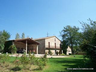 Masia a Llagostera
