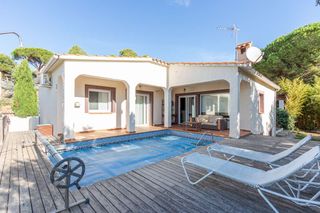 Casa en Nord. Casa con 4 habitaciones con calefacción y vistas a la montaña