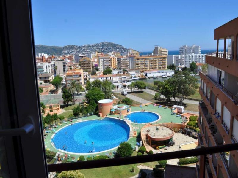 Foto 6f779a97-cf1e-4671-8b2b-9a93b8e834f4. Apartament amb piscina a Santa Margarida Roses