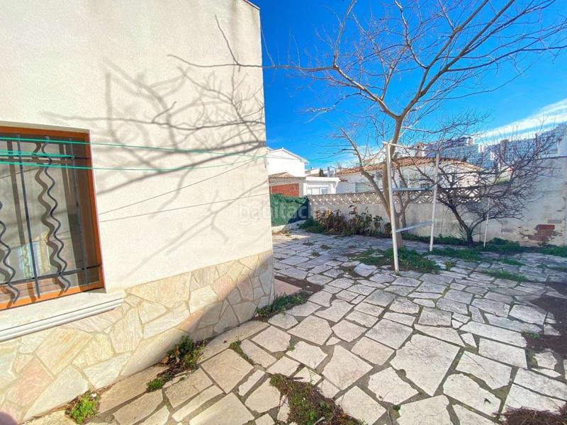 Foto 35eaced3-384f-4869-a878-c707b11de4c0. Casa aparellada amb calefacció aparcament a Montgrí Empuriabrava