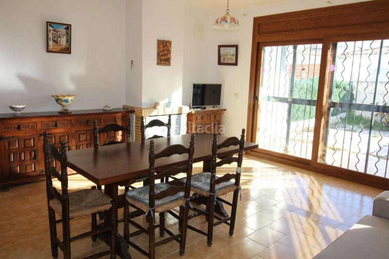 Foto 0b4b22c4-932b-42e1-bd62-b1fa837edf3c. Casa bifamiliare con riscaldamento parcheggio in Montgrí Empuriabrava