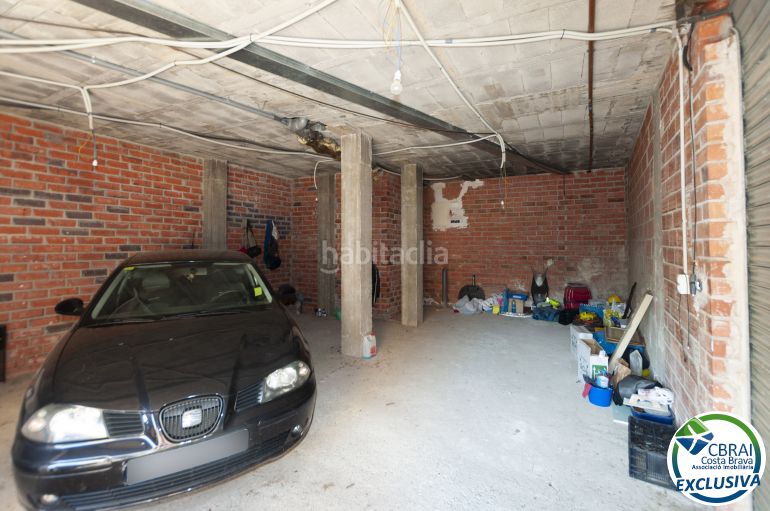 Foto d0e73d74-97fd-48f3-9270-0a8204bd1b87. Local comercial a Centre Roses
