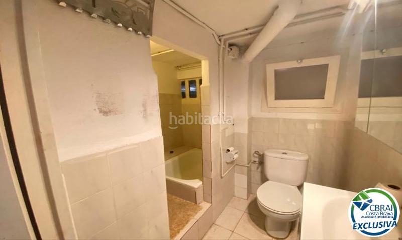 Foto 263c65a3-0609-434a-8994-75fd1fb896cb. Casa amb calefacció aparcament a Requesens Empuriabrava