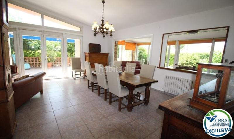 Foto 32f4b171-eceb-4621-acfb-8b05574c3c08. Casa amb calefacció aparcament a Requesens Empuriabrava