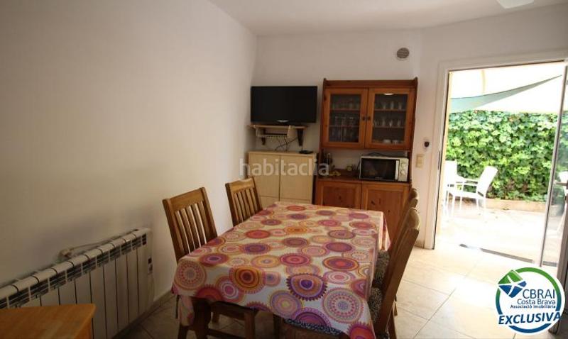 Foto 79af1c66-05f6-4cad-8293-2c1148721545. Casa amb calefacció aparcament a Requesens Empuriabrava