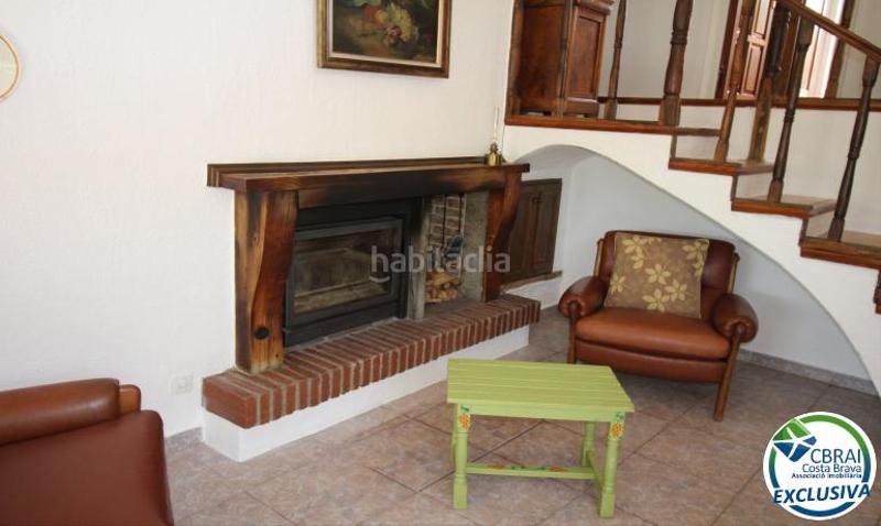 Foto 87f1a56a-f3c8-49ff-8b6e-0462790e301e. Casa amb calefacció aparcament a Requesens Empuriabrava