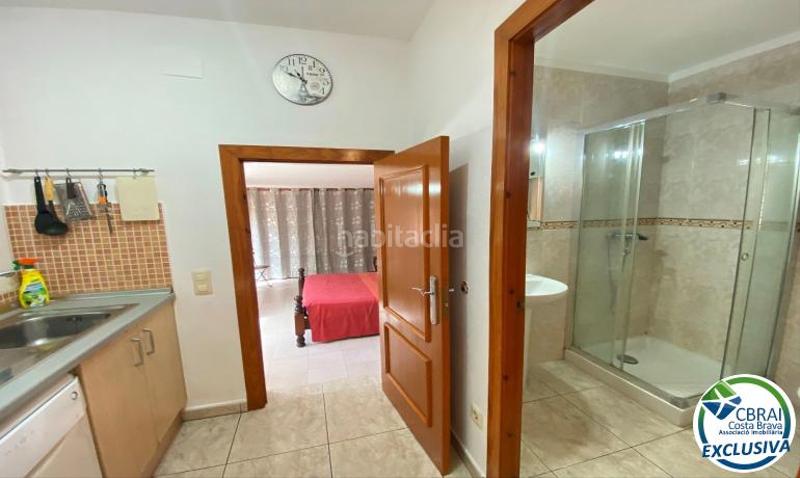 Foto 94c26242-27be-4853-ba3f-266240d677a1. Casa amb calefacció aparcament a Requesens Empuriabrava