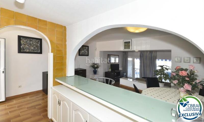 Foto 230f96b7-16e4-4bf4-87ca-5a0477218bd0. Casa aparellada a Salins - Cavall de Mar Empuriabrava