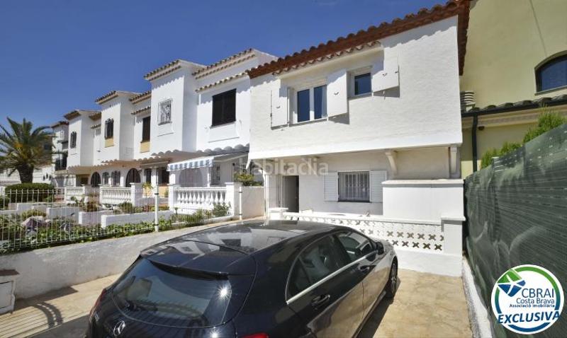 Foto 3c65bedd-581d-4c8e-be1a-c23e42748937. Casa bifamiliare in Salins - Cavall de Mar Empuriabrava