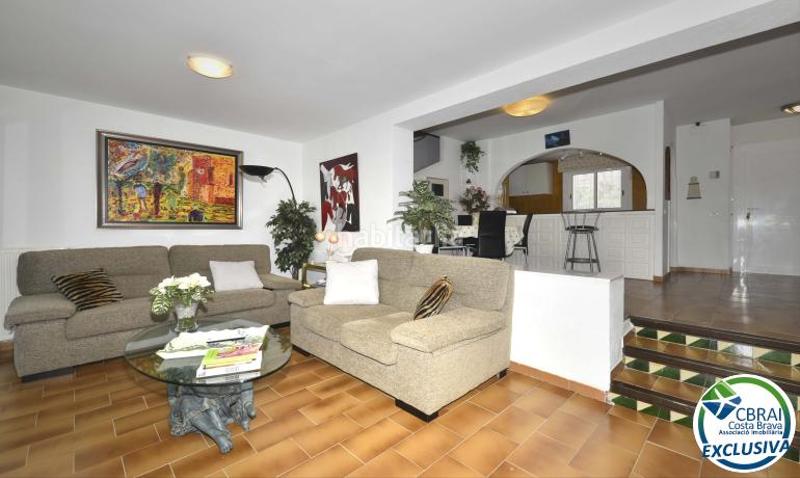 Foto 12fd861f-4bd2-4d67-9522-840ed48f7d7b. Casa pareada en Salins - Cavall de Mar Empuriabrava