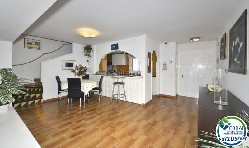 Foto 265c3d56-f6c3-4e3c-ad29-96f2dee5572f. Casa pareada en Salins - Cavall de Mar Empuriabrava