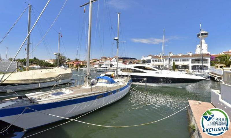 Foto 2e314802-06ea-437b-907c-324c65afc200. Maison jumelée dans Salins - Cavall de Mar Empuriabrava