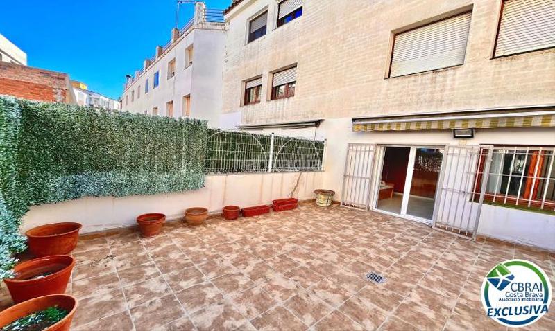 Foto 868ac415-4c75-49d4-857c-eff7d9239615. Apartamento en Centre Roses