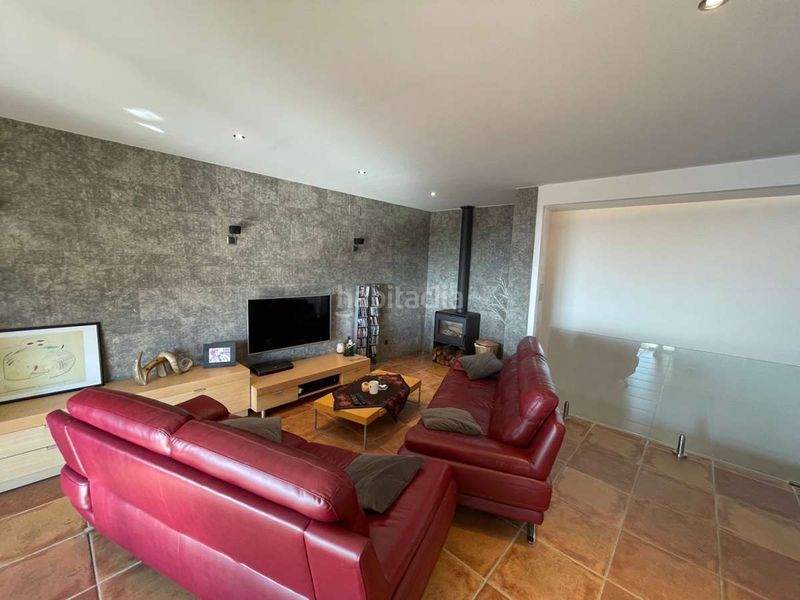 Foto f7005621-ab31-4486-9e18-78cf6c3c5324. Casa aparellada amb aparcament a Puig Rom-Canyelles-Almadrava Roses