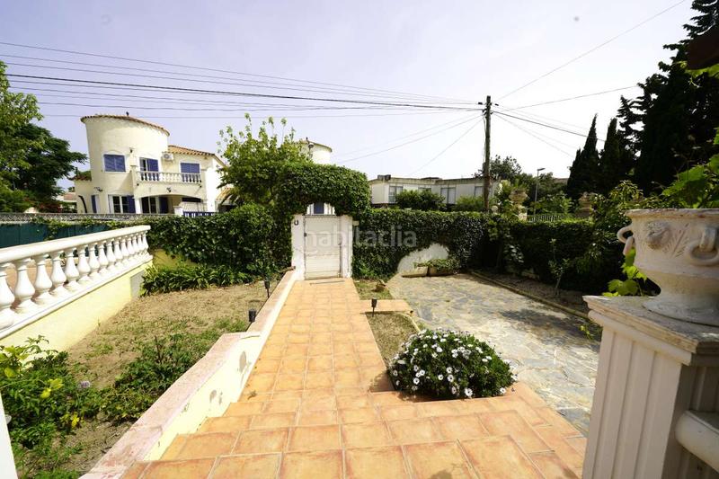 Foto e2bdbaa5-05bb-4964-ab2d-79ee29fd9851. Casa con parcheggio in Alberes Empuriabrava