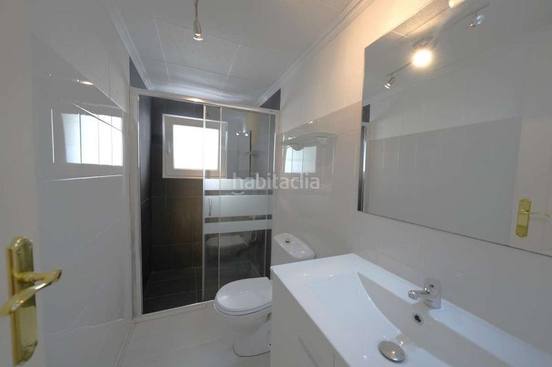 Foto afcfb92f-6520-4541-bb66-4a65feb542bb. House with parking in Alberes Empuriabrava