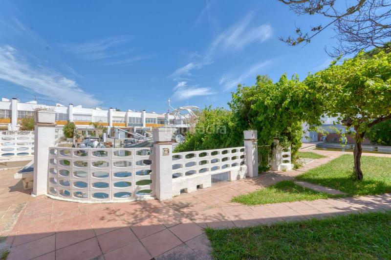 Foto afecda65-1dc2-4e7b-828b-55d6c084753e. Maison avec parking dans Santa Margarida Roses