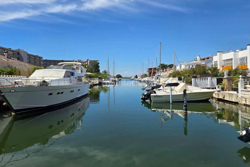 Foto e284cf18-47c8-4fdb-9748-8ae89be54777. Maison avec parking dans Santa Margarida Roses