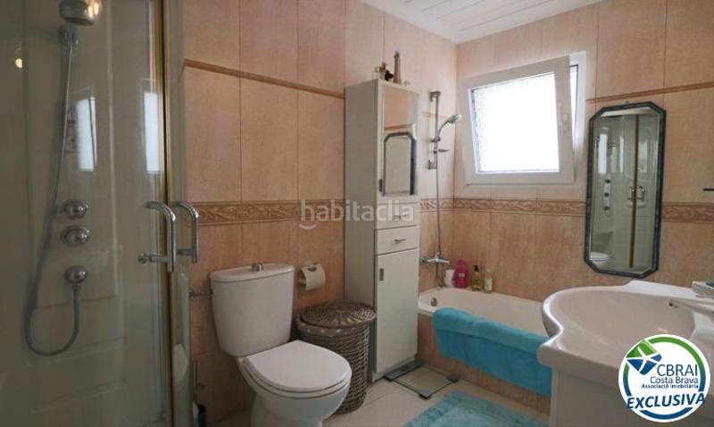 Foto 4d6d9321-2bfd-4a63-a8ed-883253567d4a. Casa con riscaldamento parcheggio in Cap Ras - Creus - Falconera Empuriabrava