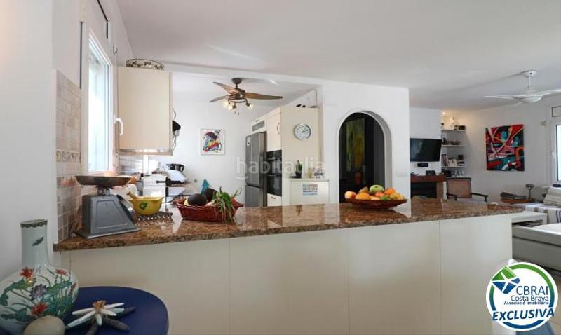 Foto 8e5c374f-dd19-4e8a-8dbb-2210a208ebfd. Casa con riscaldamento parcheggio in Cap Ras - Creus - Falconera Empuriabrava