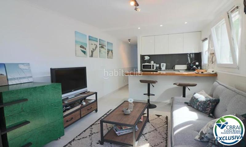 Foto c7623038-3e38-480f-b7a6-20b973fc3967. Haus mit heizung parking in Cap Ras - Creus - Falconera Empuriabrava