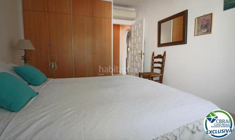 Foto 121176b5-ff31-4167-ae1d-e9352a7d293b. House with heating parking in Cap Ras - Creus - Falconera Empuriabrava