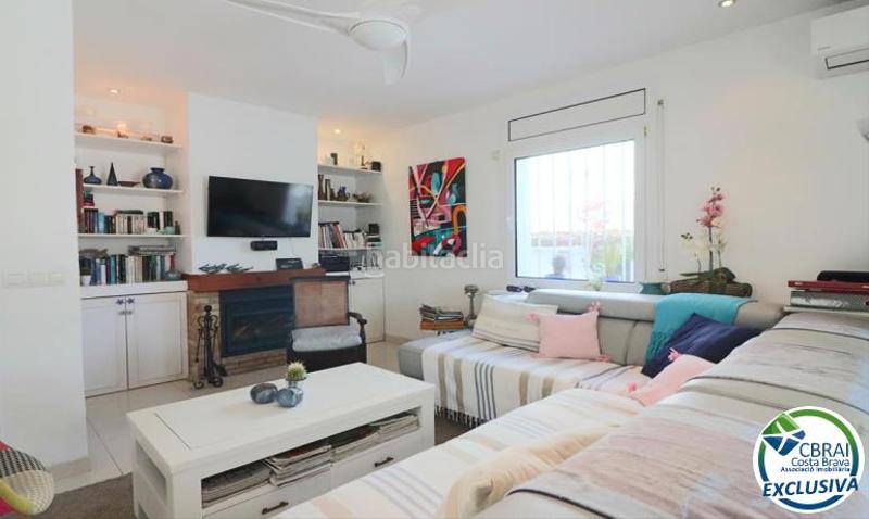 Foto cec9a73b-91cb-454f-8e49-08356636f4ca. House with heating parking in Cap Ras - Creus - Falconera Empuriabrava