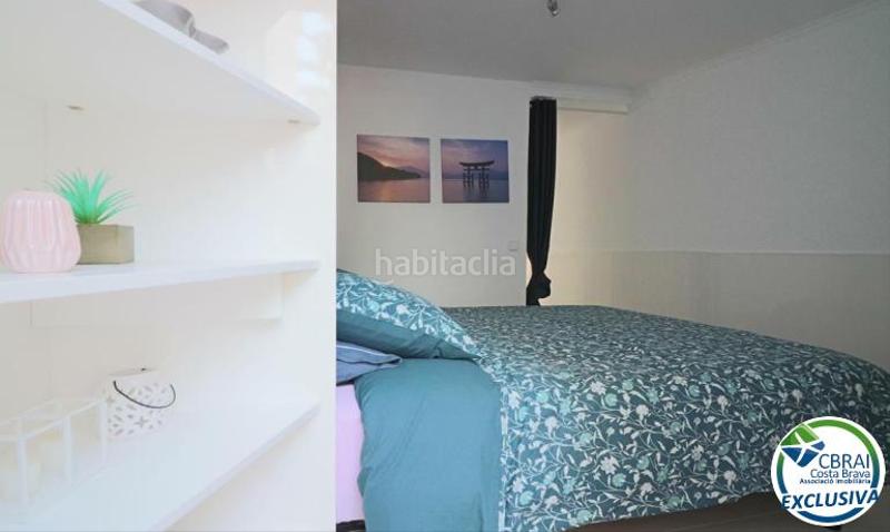 Foto d7ef46a7-aad1-45eb-89b6-62d7795c0523. House with heating parking in Cap Ras - Creus - Falconera Empuriabrava