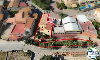 Casa aparellada a Santa Margarida