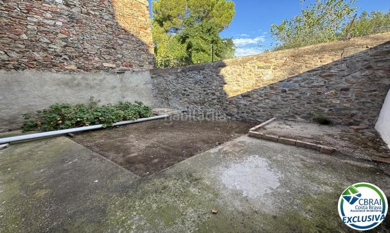 Foto a2ad5124-2a9a-45b0-94a0-2f7ce0044dc4. Casa aparellada amb calefacció a Santa Margarida Roses