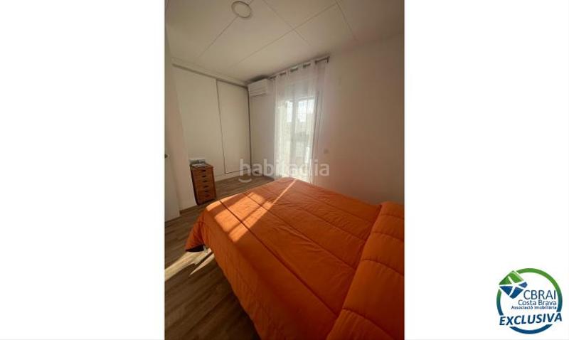 Foto ad9bcfe5-ee0b-4154-9ff7-c3911877020e. Casa aparellada amb calefacció aparcament a Puigmal - Mas Nou Empuriabrava