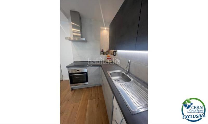 Foto d5ac1a44-8910-45f5-98d0-6e0af42cd44a. Casa aparellada amb calefacció aparcament a Puigmal - Mas Nou Empuriabrava