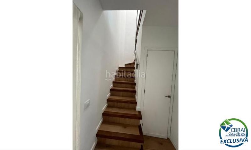 Foto d8f95662-53dd-418a-9073-a1a52396caca. Casa aparellada amb calefacció aparcament a Puigmal - Mas Nou Empuriabrava