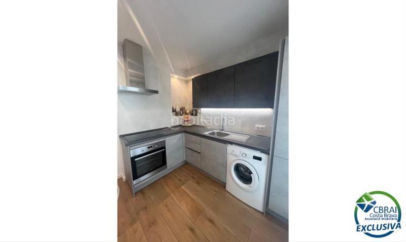 Foto 0ea71767-ef7f-495c-929d-3742d4934ee9. Casa bifamiliare con riscaldamento parcheggio in Puigmal - Mas Nou Empuriabrava