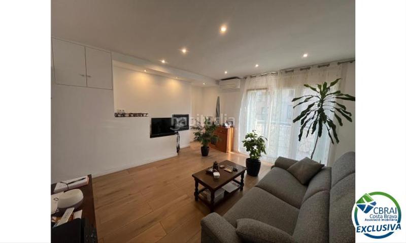 Foto b8565ef4-5b84-4d56-8bb7-2906d4b4cf96. Casa bifamiliare con riscaldamento parcheggio in Puigmal - Mas Nou Empuriabrava