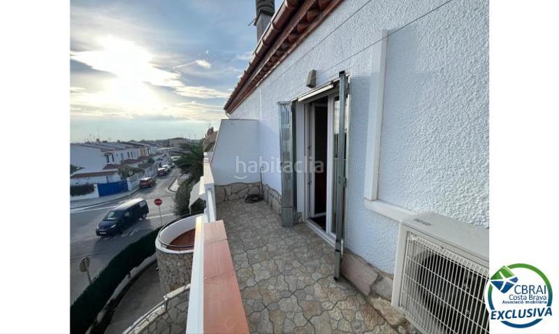 Foto 9120bfc6-8430-4b59-9290-6baf31d98a9f. Casa pareada en Puigmal - Mas Nou Empuriabrava