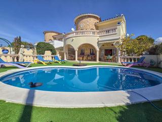 Chalet in Moxó - Sant Mori