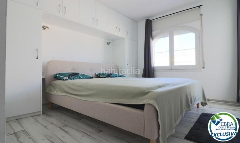 Foto b183d6df-0f9a-4667-b6a0-57bd437cc58d. Apartament amb calefacció a Salins - Cavall de Mar Empuriabrava