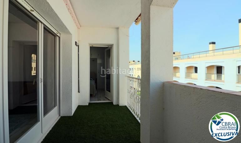 Foto b35a1447-8bfb-4020-9a22-3fae6455a844. Apartament amb calefacció a Salins - Cavall de Mar Empuriabrava