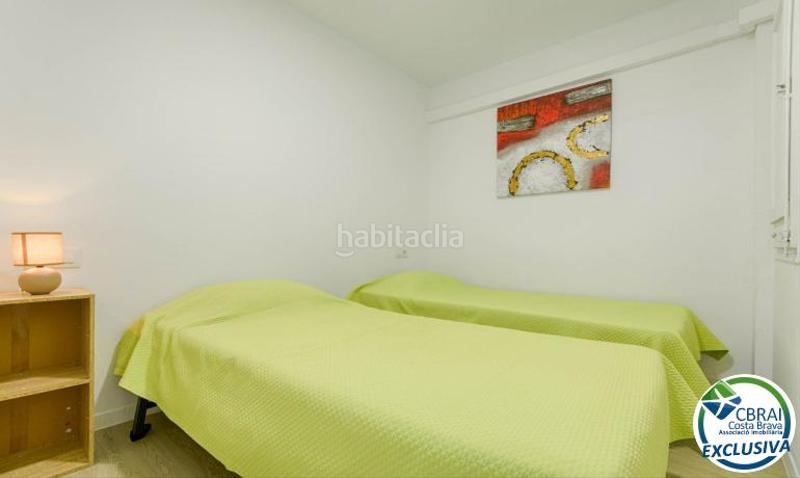 Foto 060e4250-b606-4136-a1bd-bf01a1cc3827. Apartament a Centre Roses