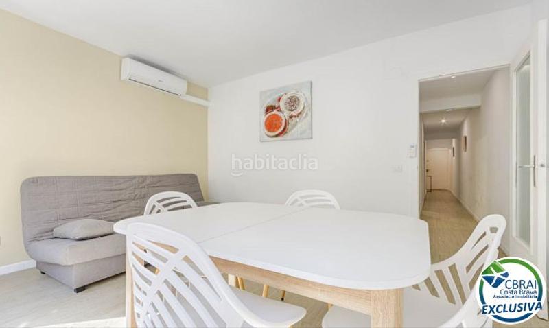 Foto 1d3411f9-cccd-4474-b1da-9c62e9465e53. Apartament a Centre Roses