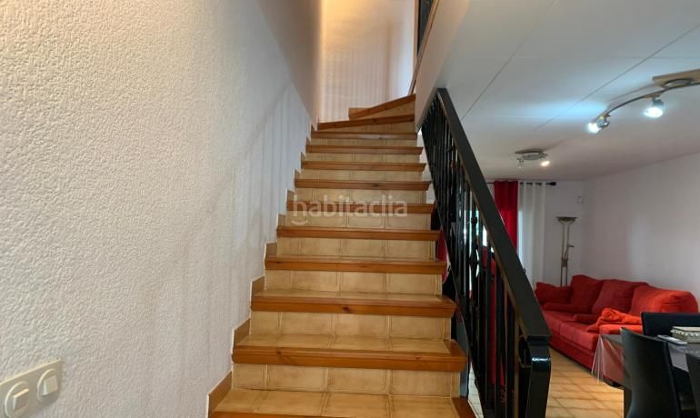 Foto 4d6b92fb-6cc3-4f91-8bed-f1778f1a8527. Casa aparellada amb calefacció aparcament a Carmençó Empuriabrava