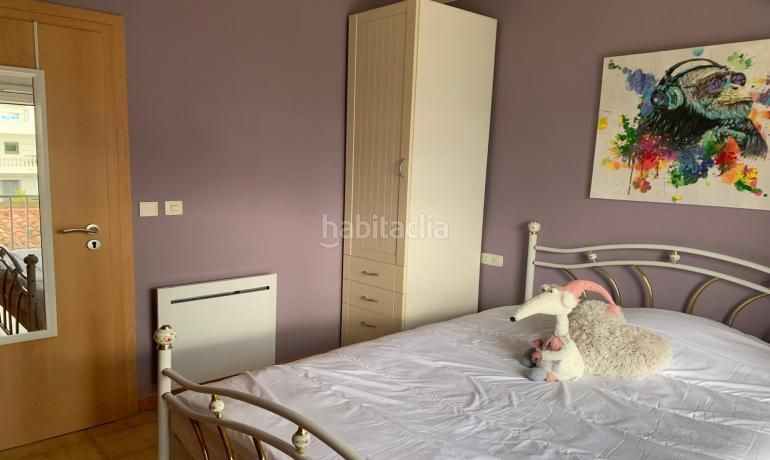 Foto d74ca79b-95a2-4561-96e9-adbff2ba20da. Casa aparellada amb calefacció aparcament a Carmençó Empuriabrava