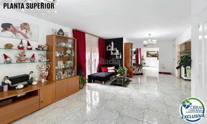 Foto f6270f45-a1a9-4ed0-a746-ffe5cdd6db14. Casa bifamiliare con parcheggio in Montgrí Empuriabrava