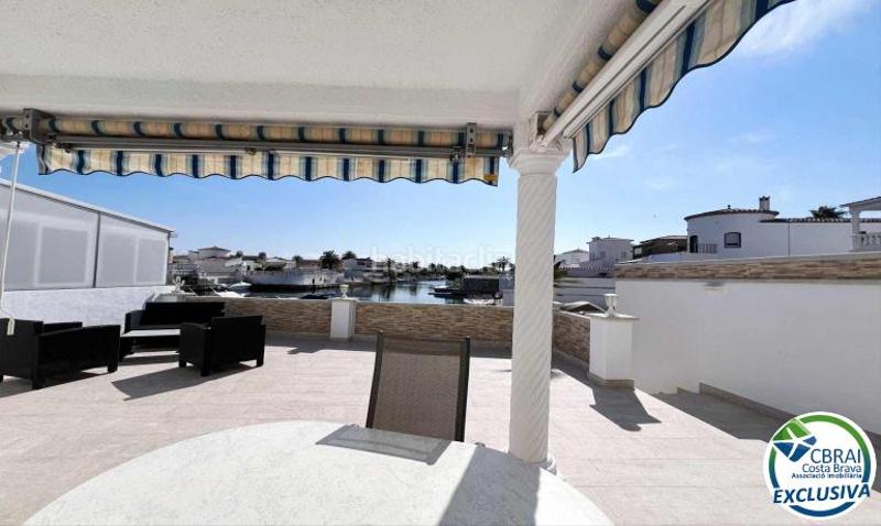Foto 8cde1db2-5acb-40a1-8730-251b11400ae7. Casa aparellada amb aparcament a Tordera - Fluvià - Llobregat Empuriabrava