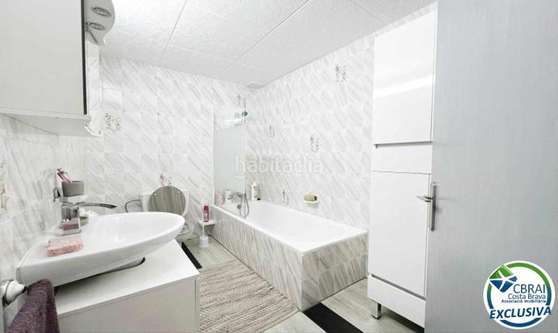 Foto e030cc32-96d0-4cd2-b2a6-1549e82b019d. Casa pareada en Tordera - Fluvià - Llobregat Empuriabrava