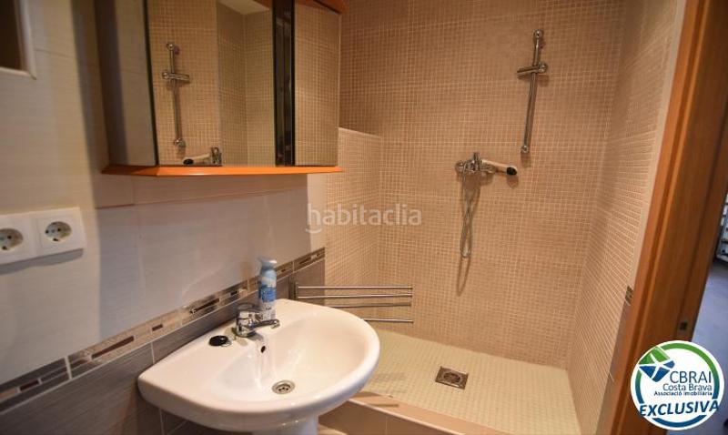 Foto d4cdec6f-c6db-4e95-8480-8dd016c952fc. Office space in Muga - Gran Reserva - Badia Empuriabrava