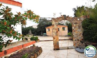Casa aparellada a Nord
