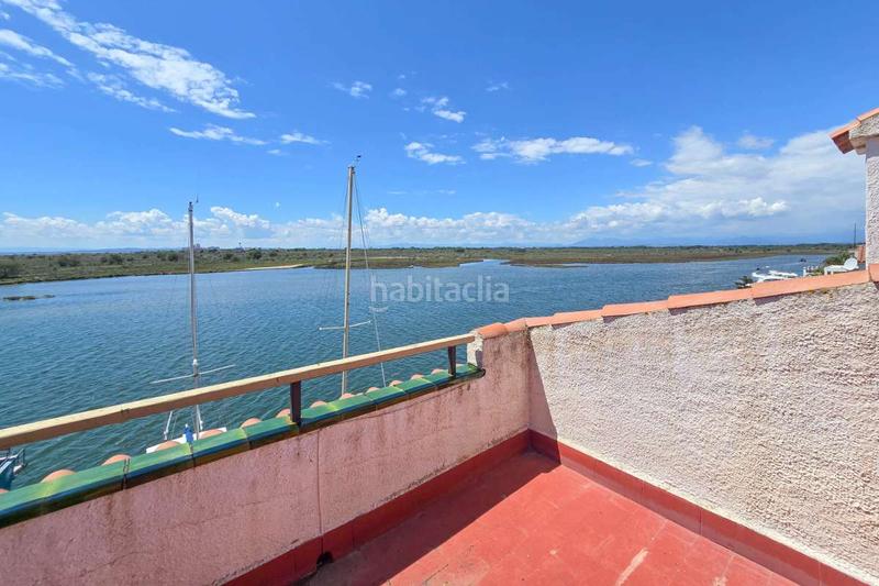 Foto 5f6ce7b1-e067-4869-b3fe-843f6ccc0764. Casa aparellada amb aparcament a Santa Margarida Roses