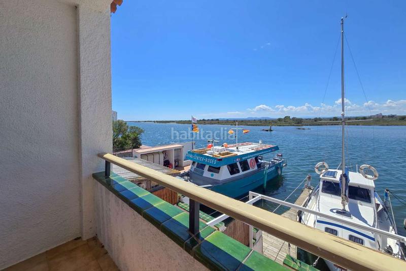 Foto 7bb4b7b8-f674-4379-9c64-817f97e56795. Casa aparellada amb aparcament a Santa Margarida Roses